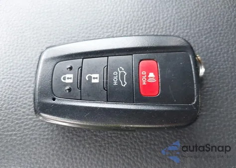 2023 Toyota Rav4 Xle z USA, uszkodzony, nr VIN 2T3P1RFV0PC377454